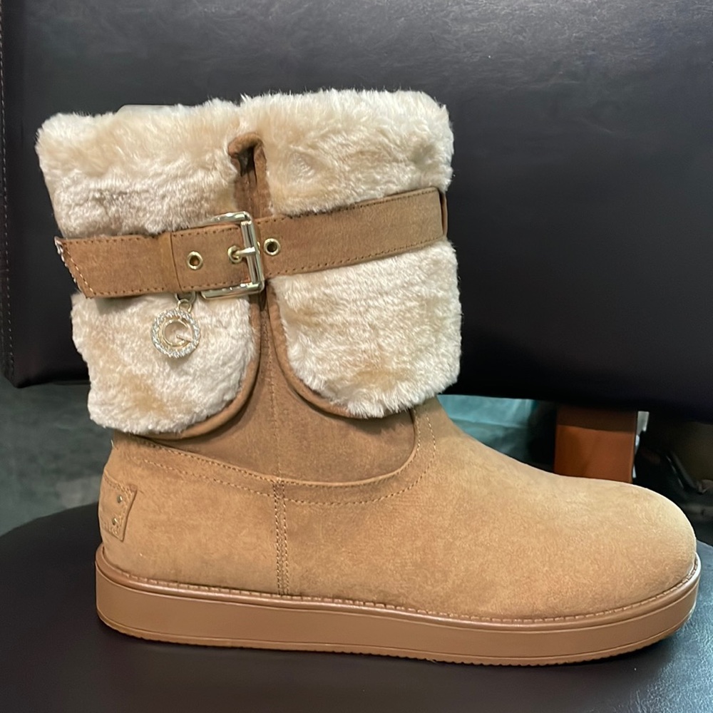 NWB GBG Los Angeles boots